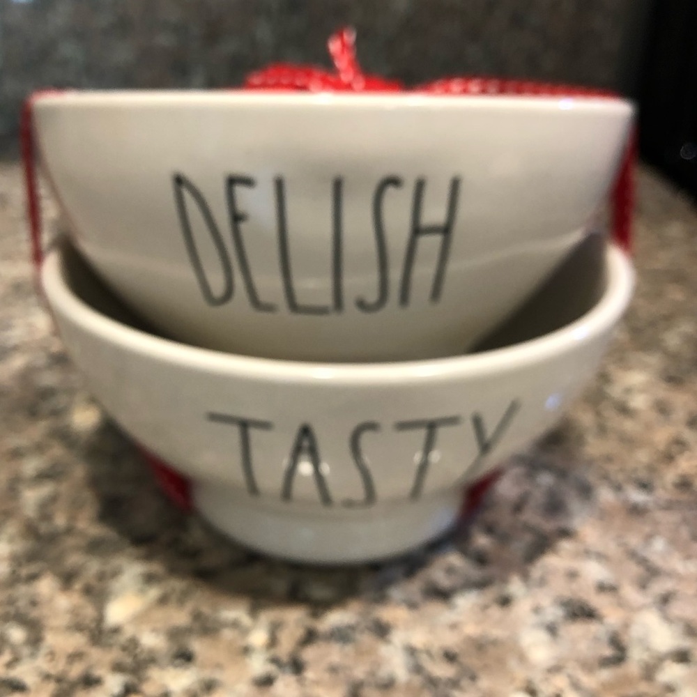 RAE DUNN Set of 2 Cereal/Ice Cream Bowls 🍨 – "Tasty" & "Delish"